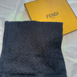 Шарф • Fendi • Черный
