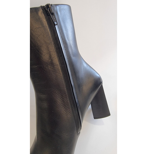 Ботильоны • Balenciaga • Черный