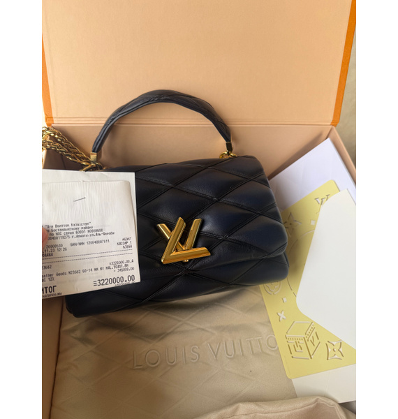 Сумка • Louis Vuitton • Темно-синий