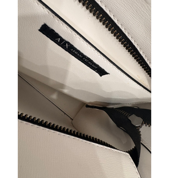 Сумка • Armani Exchange • Белый