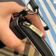 Клатч • Burberry • Бежевый