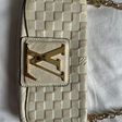 Сумка • Louis Vuitton • Молочный