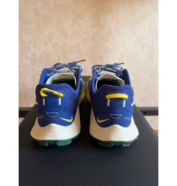 Кроссовки • Nike • Мульти