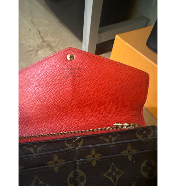 Бумажник • Louis Vuitton • Коричневый