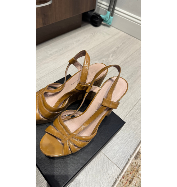 Босоножки • Marc By Marc Jacobs • Коричневый