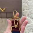 Сумка • Louis Vuitton • Коралловый