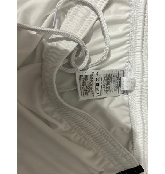 Шорты • adidas • Белый