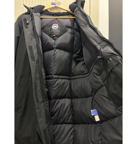 Куртка • Canada Goose • Черный