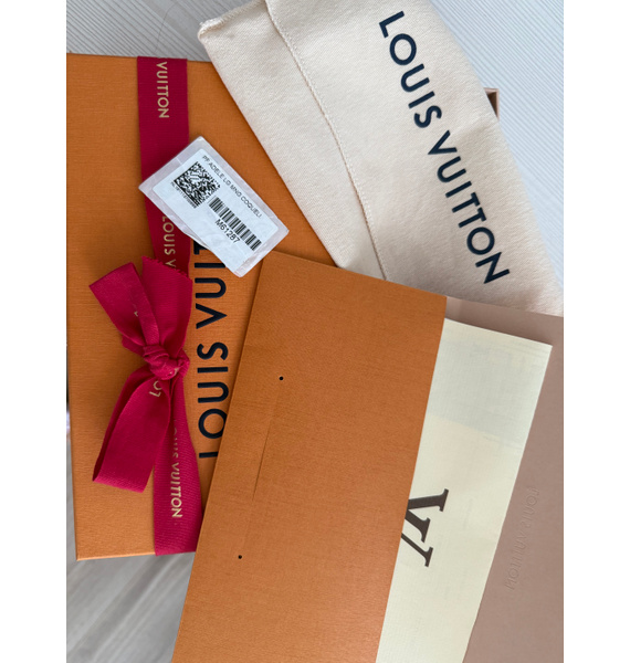 Кошелек • Louis Vuitton • Другое