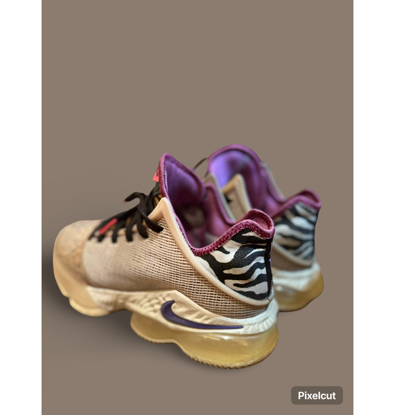 Кроссовки • Nike • Бежевый