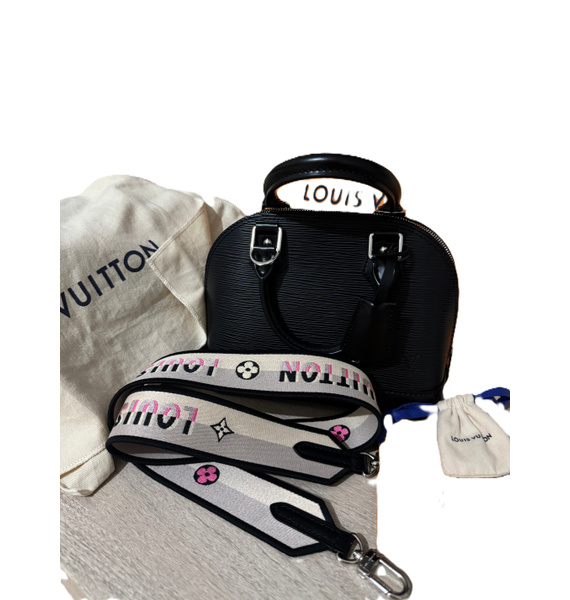 Сумка • Louis Vuitton • Черный