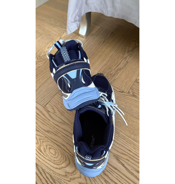 Кроссовки • Off-White • Мульти