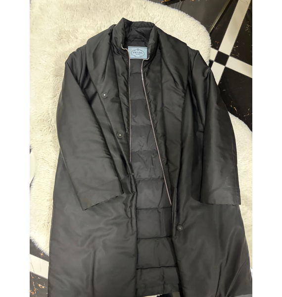 Пуховик • Prada • Черный