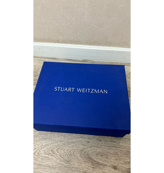 Босоножки • Stuart Weitzman • Золотой
