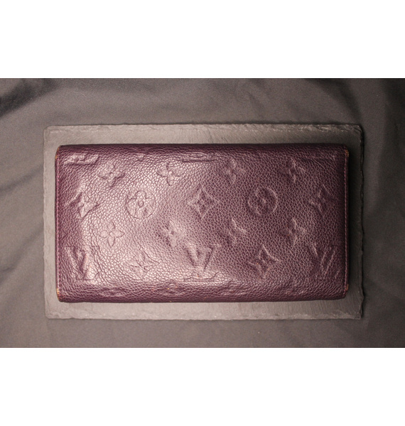 Кошелек • Louis Vuitton • Фиолетовый
