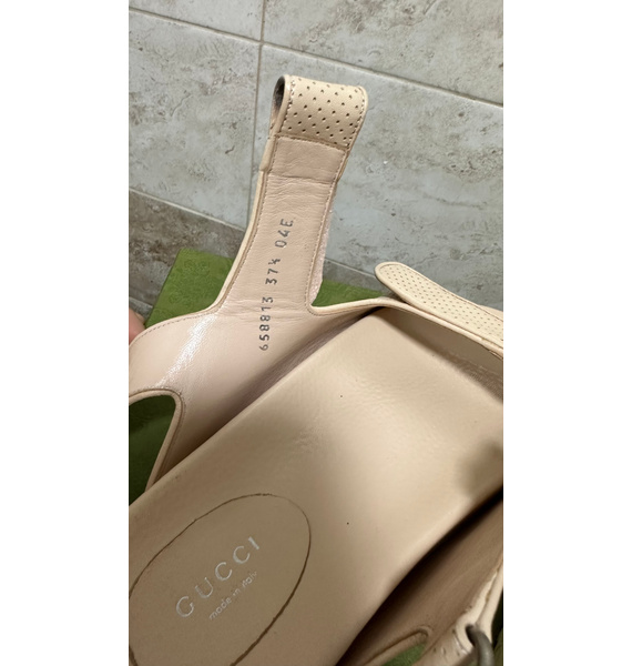 Сандалии • Gucci • Розовый