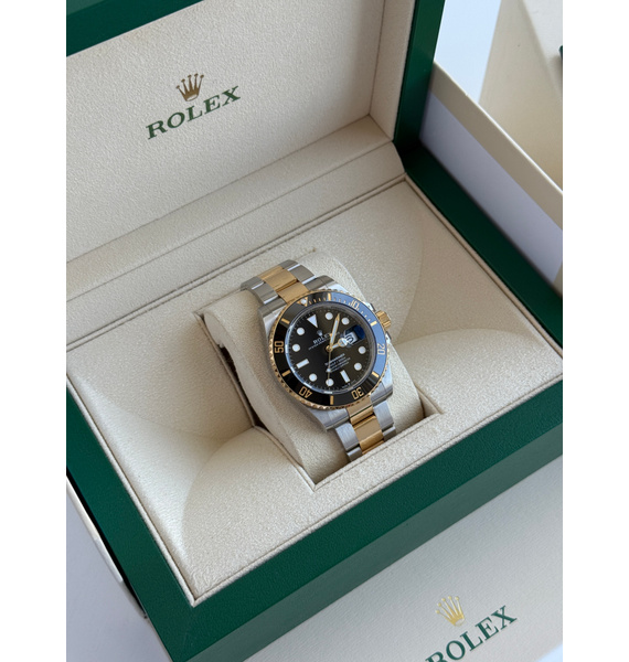 Часы • Rolex • Золотой