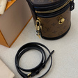 Сумка • Louis Vuitton • Горчичный