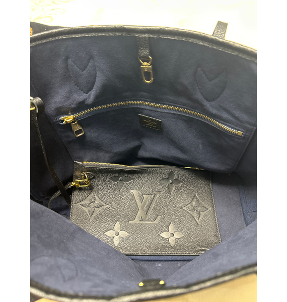 Сумка • Louis Vuitton • Черный