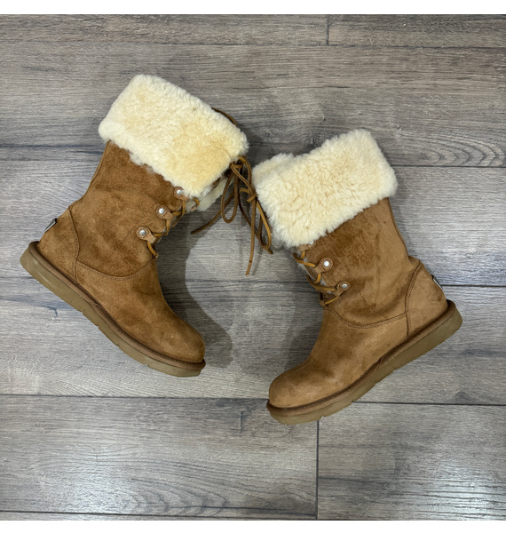 Сапоги • UGG • Бежевый