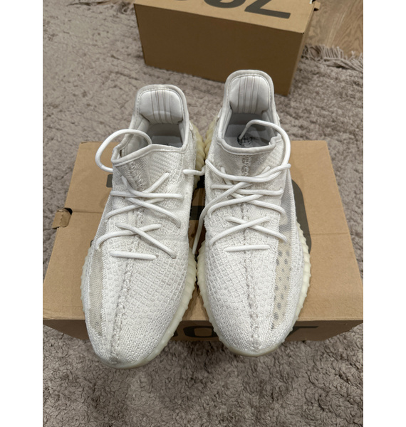 Кроссовки • Yeezy • Белый