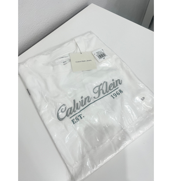 Футболка • Calvin Klein Jeans • Белый
