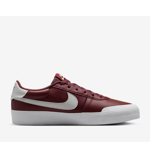 Кроссовки • Nike • Бордовый