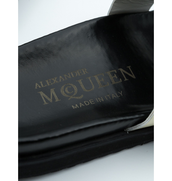 Сандалии • Alexander McQueen • Черный