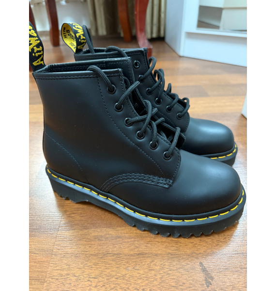 Ботинки • Dr. Martens • Черный