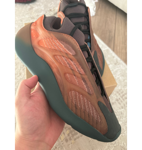 Кроссовки • adidas • Оранжевый