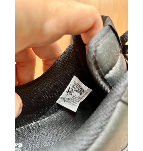 Кроссовки • Nike • Черный