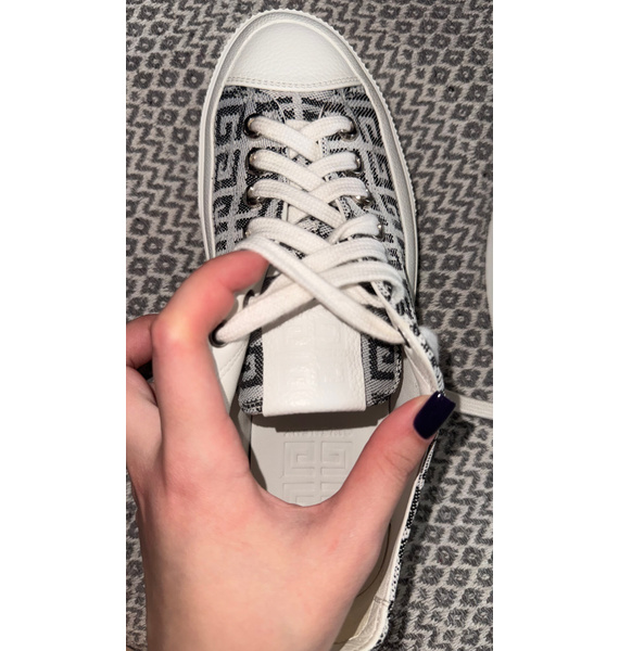 Кеды • Givenchy • Белый