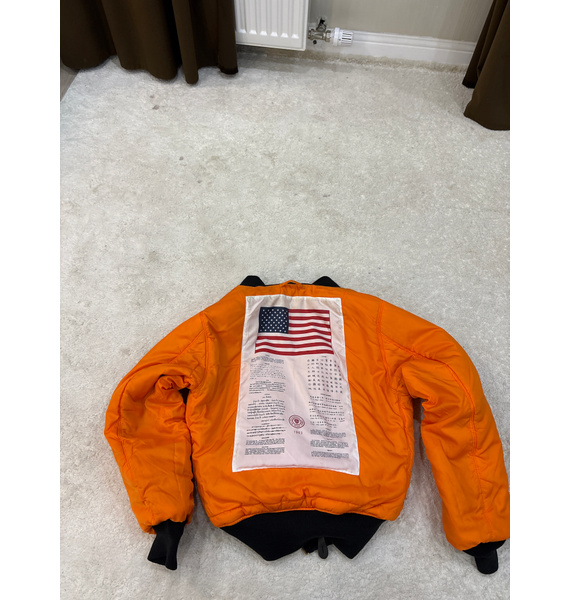 Бомбер • Alpha Industries • Черный
