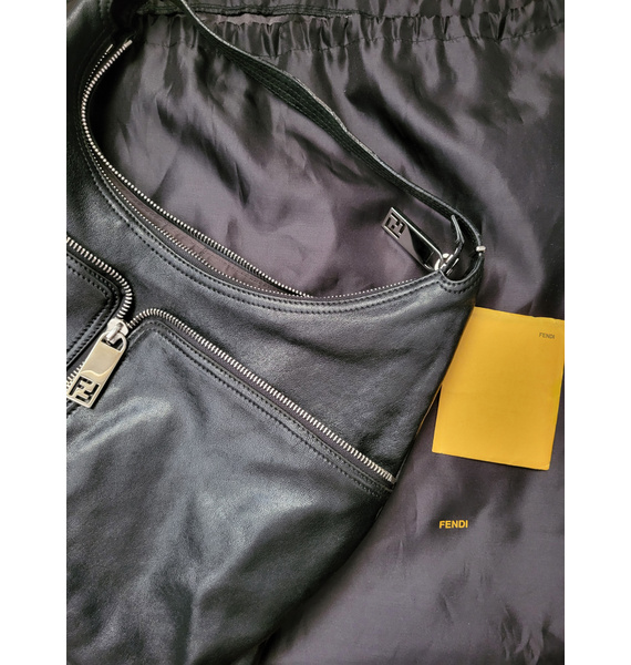Сумка • Fendi • Черный
