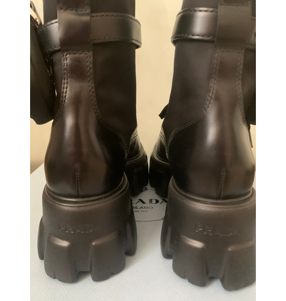 Ботинки • Prada • Черный