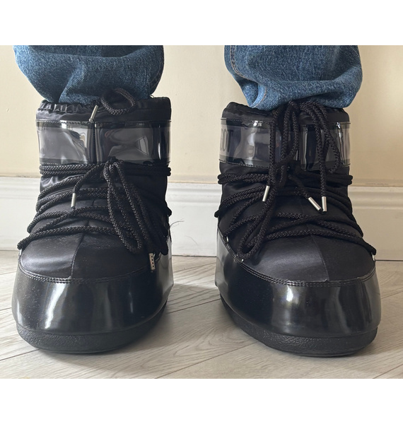 Ботинки • Moon Boot • Черный