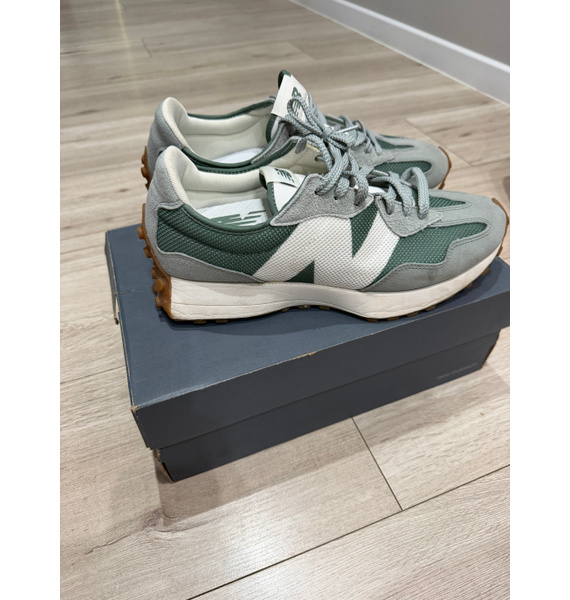 Кроссовки • New Balance • Зеленый
