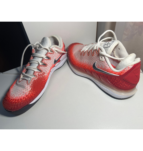 Кроссовки • Nike • Красный