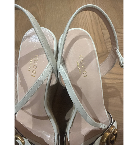 Босоножки • Gucci • Бежевый