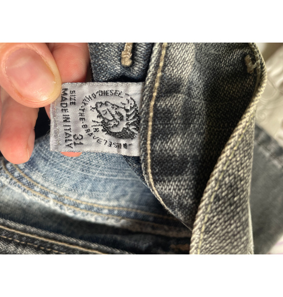 Джинсы • Diesel • Серый