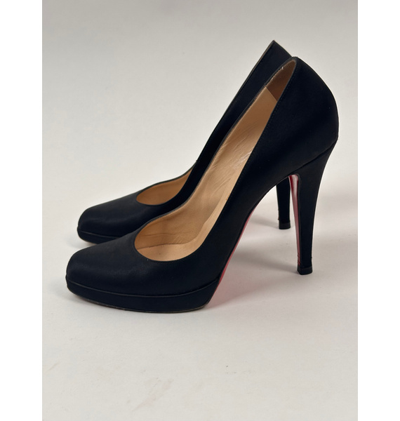 Туфли • Christian Louboutin • Черный