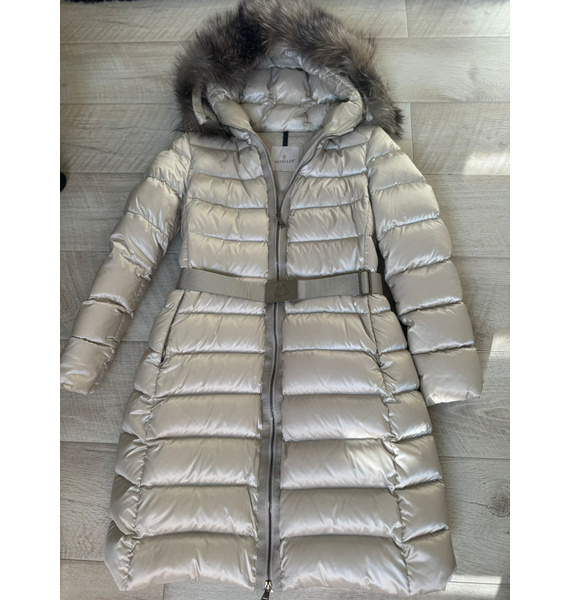 Пуховик • Moncler • Бежевый