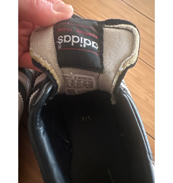 Бутсы • adidas • Черный