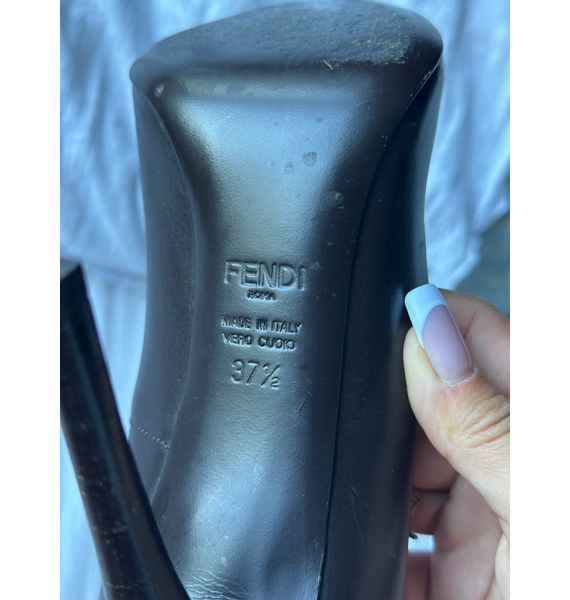 Туфли • Fendi • Коричневый