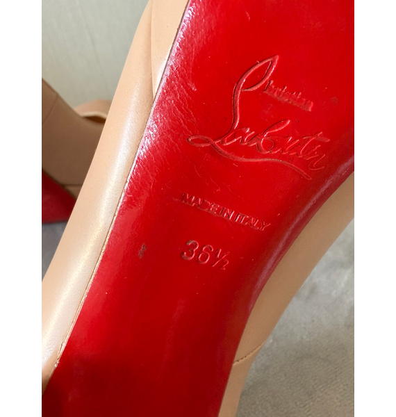 Туфли • Christian Louboutin • Бежевый