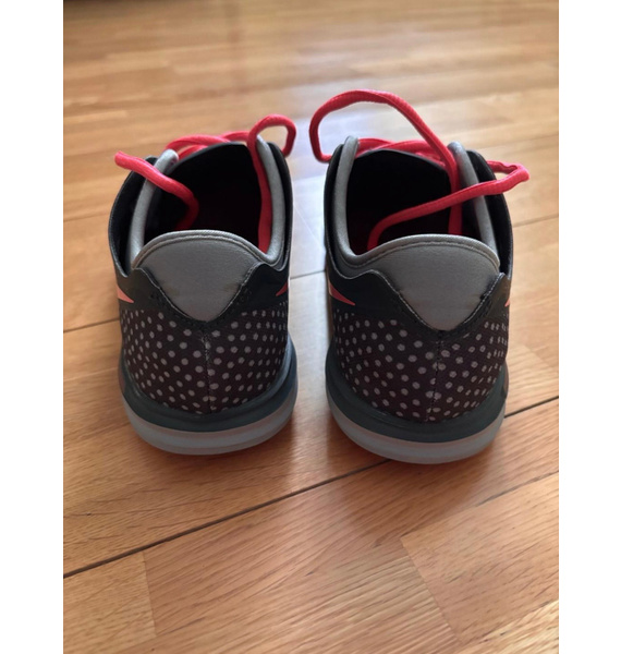 Кроссовки • Nike • Серый