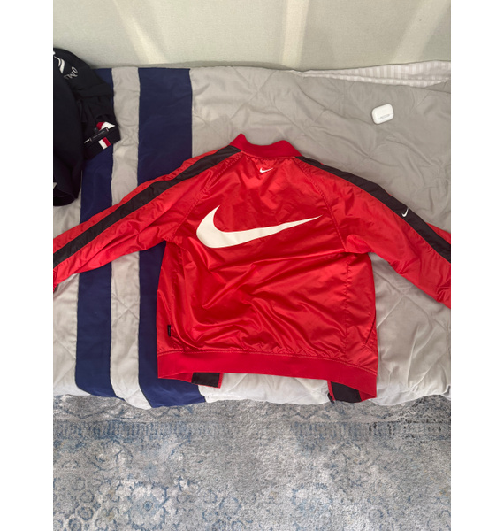 Бомбер • Nike • Черный