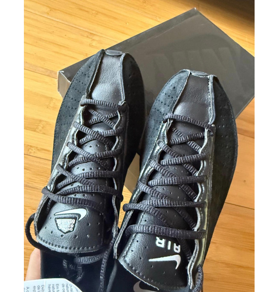 Кроссовки • Nike • Черный