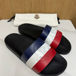 Шлепанцы • Moncler • Мульти