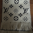 Шарф • Louis Vuitton • Черный